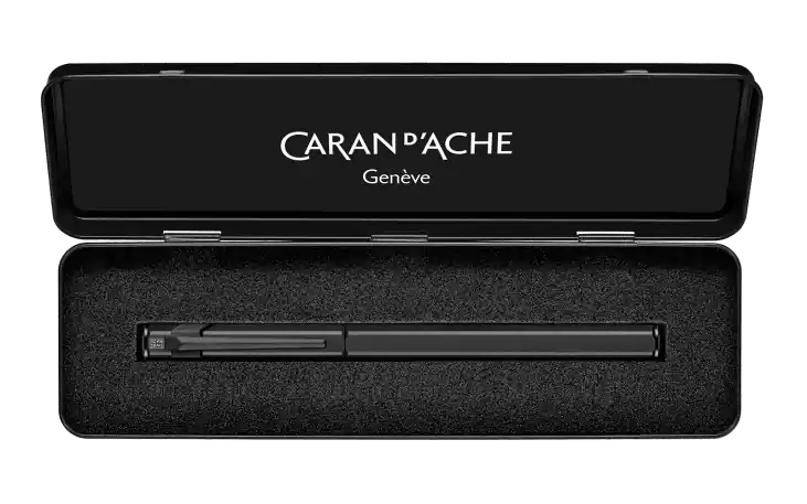 Gecertificeerd Caran d'ache 849 vulpen – Black code – punt F