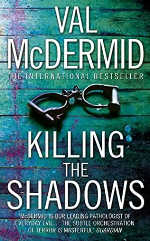 Meest Verkocht Killing the Shadows - Val McDermid