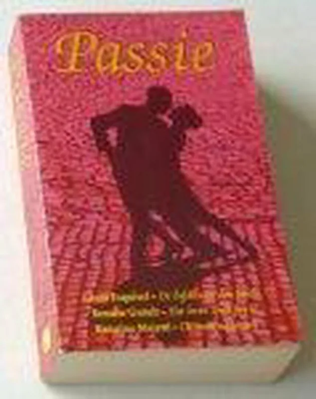 PASSIE OMNIBUS (3 IN 1) - EQUIVEL E.A. Koop Vandaag