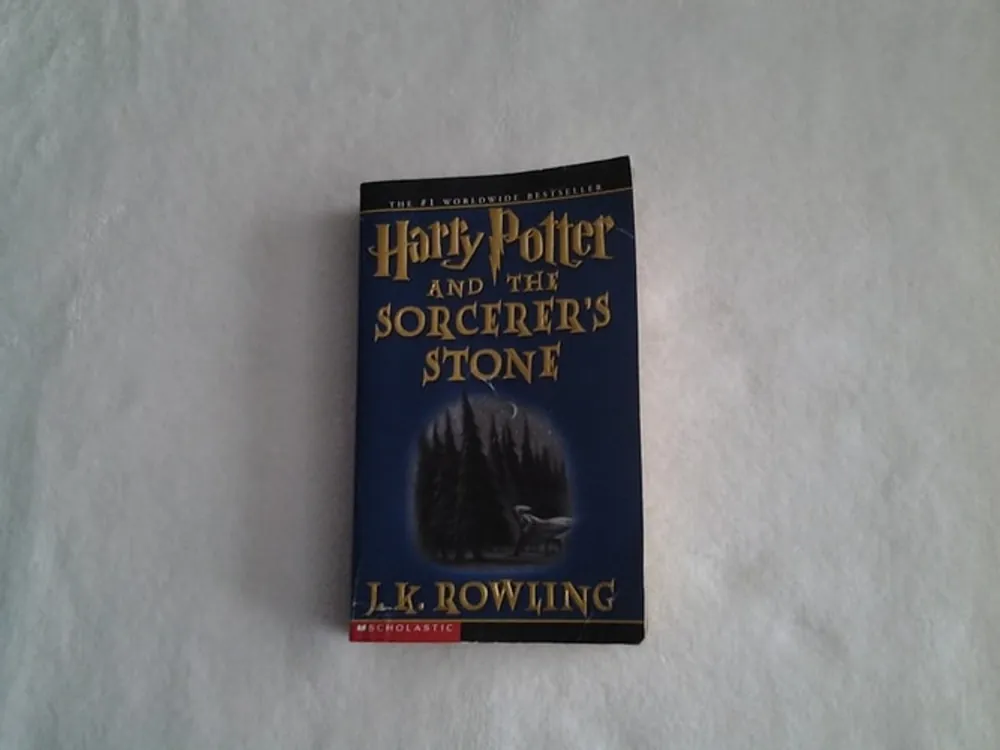 Harry Potter And The Sorcerer's Stone (mm) - J. K. Rowling Bestseller