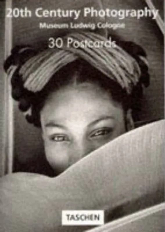 20TH CENTURY PHOTOGRAPHY POSTCARDBOOK - Museum Ludwig Cologne Goedkoop