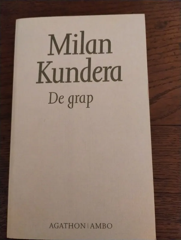 De grap - Milan Kundera Exclusieve Aanbieding