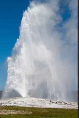 Tijdelijk Beschikbaar Yellowstone First of the Last Wild Places - George B. Robinson