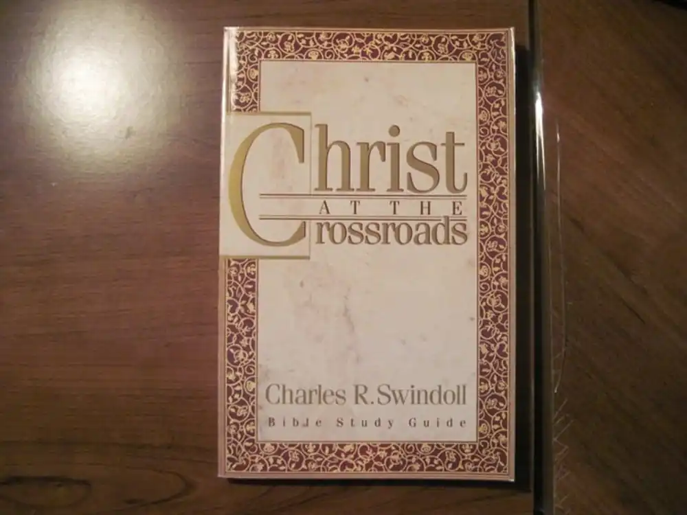 Christ at the Crossroads - Charles R. Swindoll Seizoensaanbieding