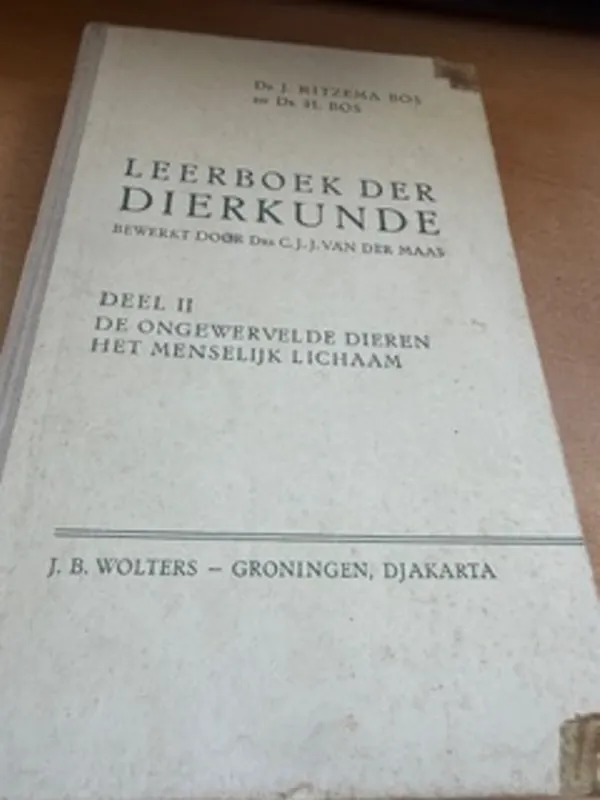 Leerboek der Dierkunde Deel II De Ongewervelde dieren & Het menselijk Lichaam - JJ Van Der Maas Nieuw