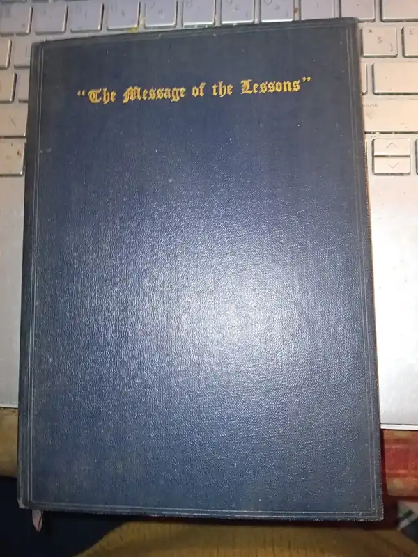 The Message of the Lessons: Short Introductions to the Lessons for Sundays and Holy Days in the Revised Lectionary. - Wood, Anthony; M.A. Rector of Witherley, Formerly Fellow of the Punjan University and Examining Chaplain to the Bishop of Lahore Koop Online