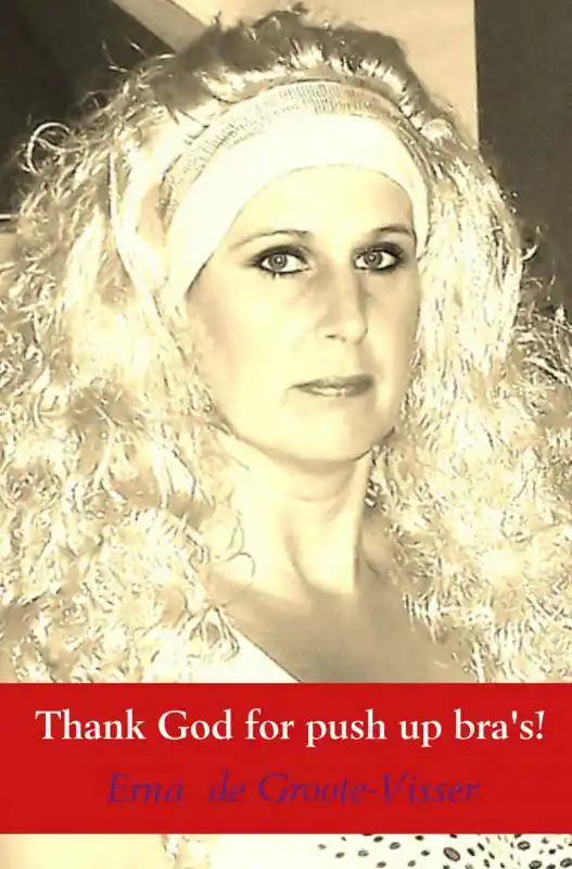 Rechtstreeks Van De Fabrikant Thank God for push up bra's! / Druk 1